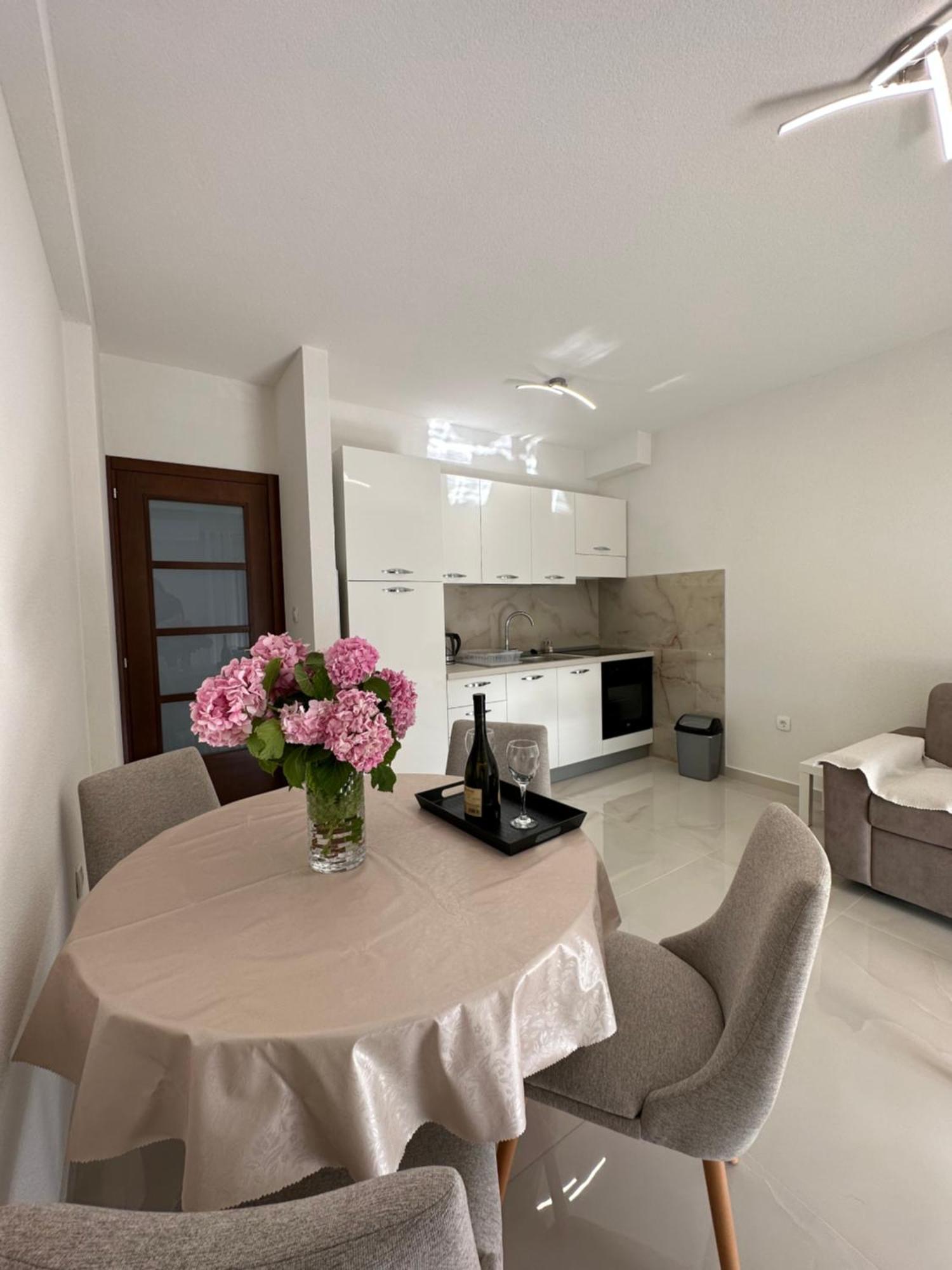 Sunny Apartment Kotor Ngoại thất bức ảnh