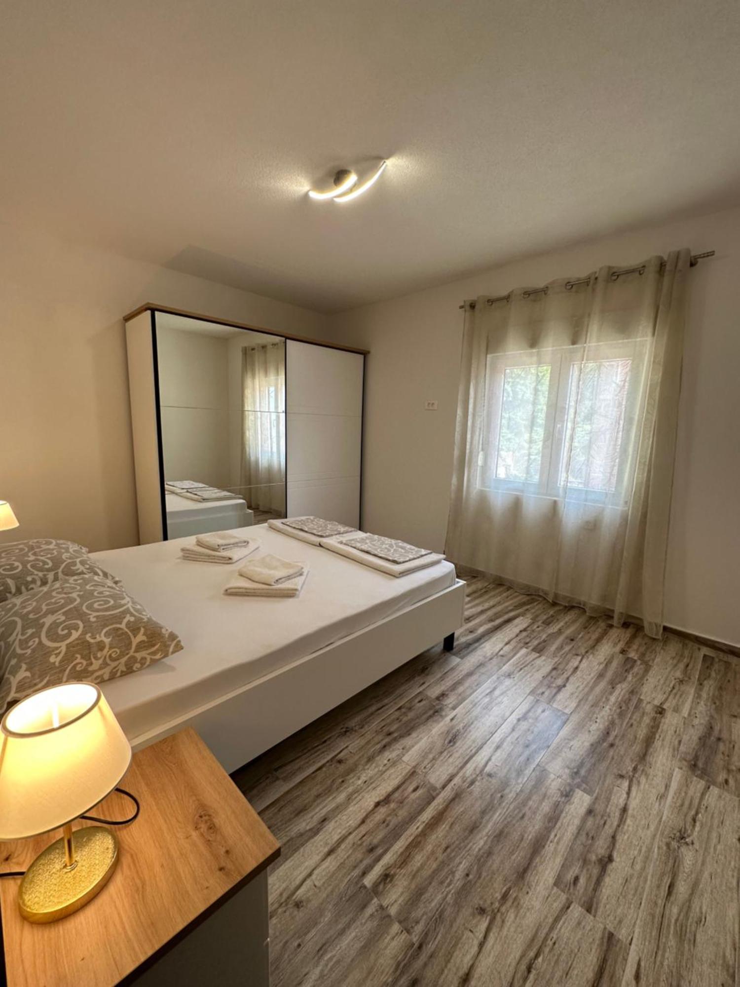 Sunny Apartment Kotor Ngoại thất bức ảnh